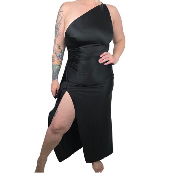 Other Dresses & Skirts - Medium Sexy Black One Shoulder Satin Maxi Dress w Slit [TF034-Black-M]
